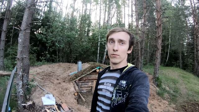 Заделал фасад в землянке. Обложил новую крышу мхом. смотреть онлайн