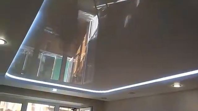 Двухуровневый натяжной потолок со скрытой подсветкой от компании «Репа» смотреть онлайн