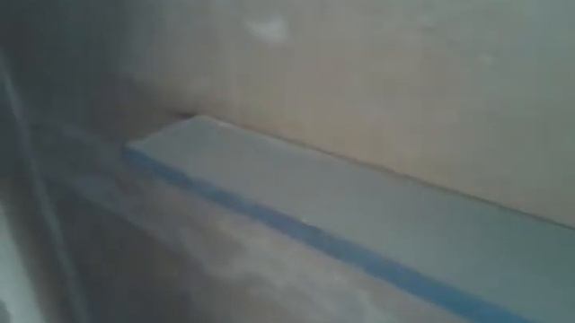 Как штукатурить ротбандом по маякам! смотреть онлайн