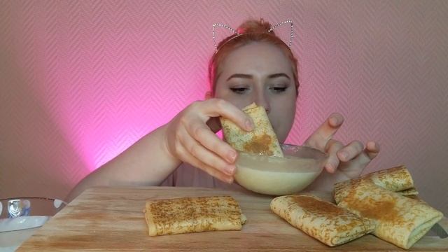 БЛИНЫ МЯСО КАРТОШКА ГРИБЫ ТВОРОГ мУКБАНГ |PANCAKES MEAT POTATOES MUSHROOMS смотреть онлайн