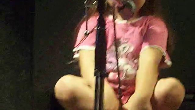 Simple Man (shinedown cover) 4 year old! смотреть онлайн