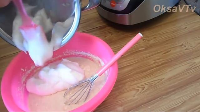 Творожная запеканка с изюмом в мультиварке. Curd casserole with raisins in a slow cooker. смотреть онлайн