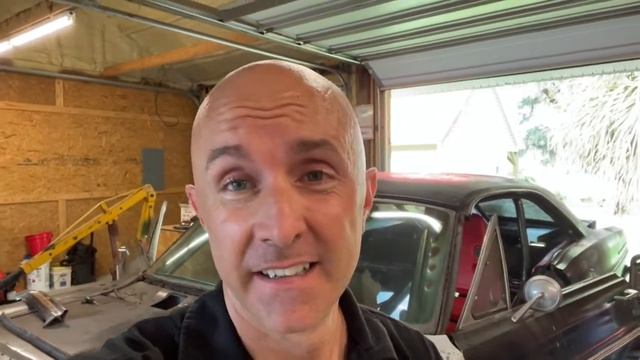 You CAN Do It! 66 Fairlane video #11, Removing Windshield смотреть онлайн