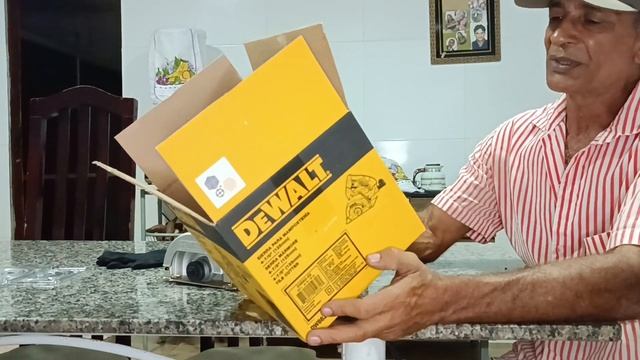 DEWALT Serra Mármore 1400W 13.000 RPM 220V DW862
