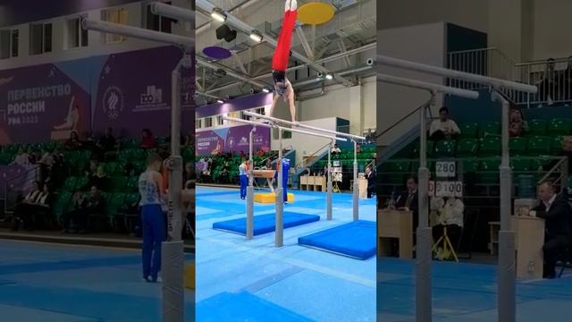 комбинация параллельные брусья спортивная гимнастика D score 3,9 смотреть онлайн