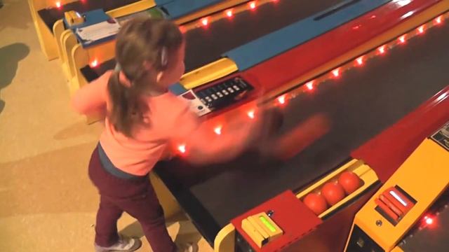 Космик Белая дача Атракционы Елка Дед Мороз Cosmic Christmas Tree Santa Claus смотреть онлайн