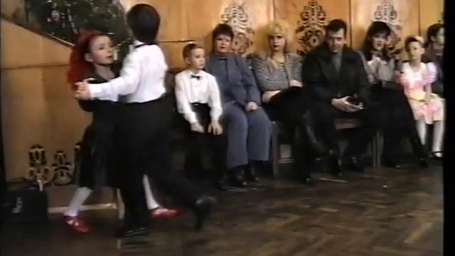 СЧАСТЛИВОЕ ДЕТСТВО смотреть онлайн