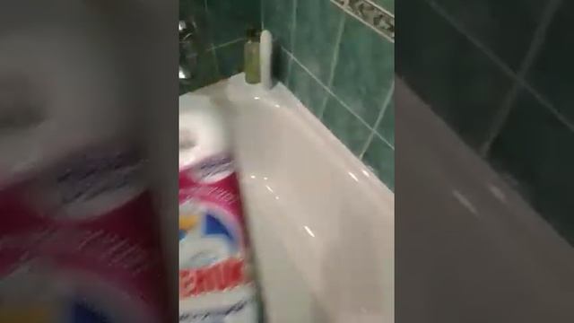 Чистящий гель для унитазов Туалетный утенок "Цветочный вихрь" смотреть онлайн