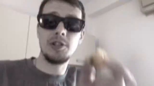 Пробежка, сбор АПЕЛЬСИНОВ и РОСПИСЬ номера | Jogging, picking ORANGES and PAINTING the hotel room смотреть онлайн