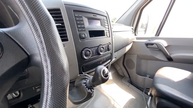 2014- Mercedes Sprinter 319 DOKA смотреть онлайн