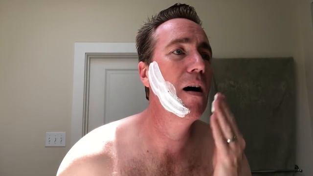 A Time Capsule Shave and the Death of Safety Razors смотреть онлайн