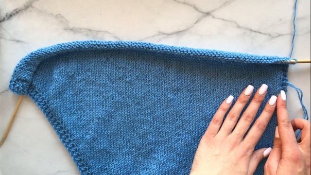 Вяжем простой бактус спицами из угла. Как связать платок с аккуратным краем за пару вечеров. смотреть онлайн