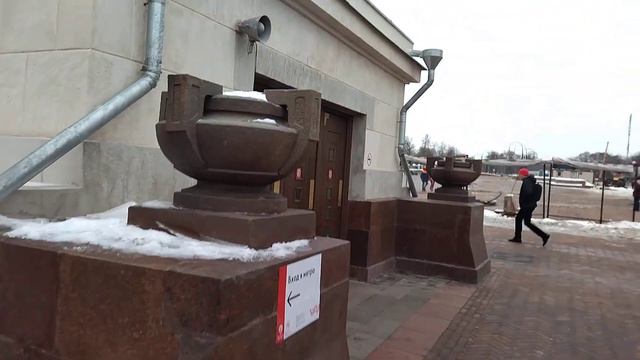 У СТАНЦИИ МЕТРО "СОКОЛЬНИКИ", В ПОДГОТОВКЕ К ОТКРЫТИЮ НОВОЙ СТАНЦИИ БКЛ смотреть онлайн