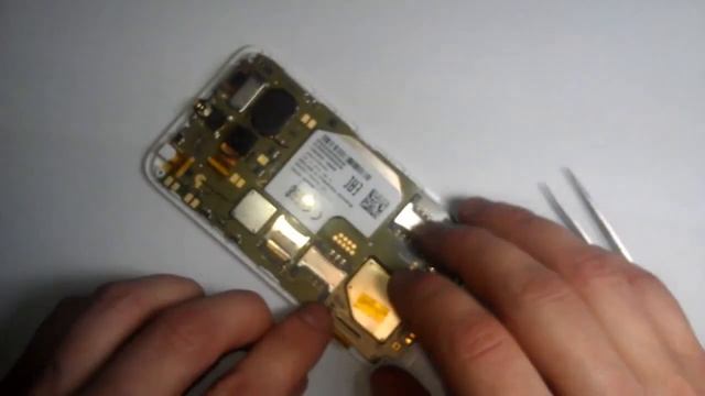 КАК РАЗОБРАТЬ ТЕЛЕФОН Alcatel One Touch 4035D POP D3 смотреть онлайн