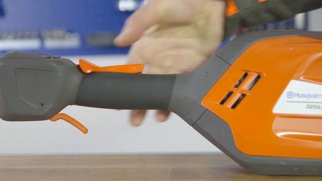 Husqvarna 325iLK 록아웃 (안전 잠금) 방아쇠(트리거) смотреть онлайн