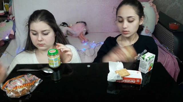 ПРОЖИВИ НА 100р. ??? Челендж / МУКБАНГ |MUKBANG смотреть онлайн