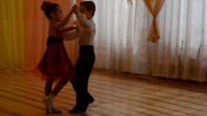 Бальные танцы дети. 交谊舞 - 孩子们