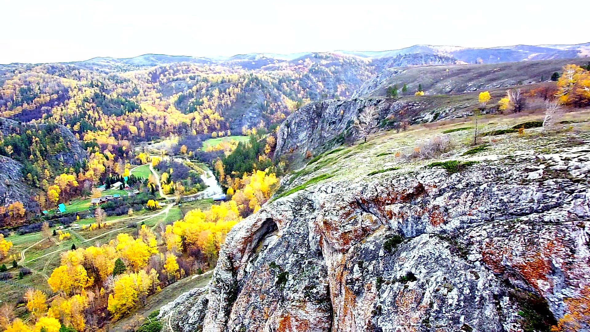С высоты полета Мурадымовское ущелье и окресности