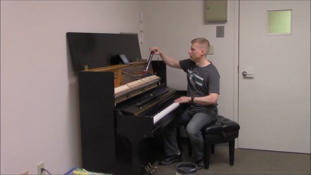 Steinway upright piano tuning and voicing demonstratioin with "Clair de Lune" performance смотреть онлайн