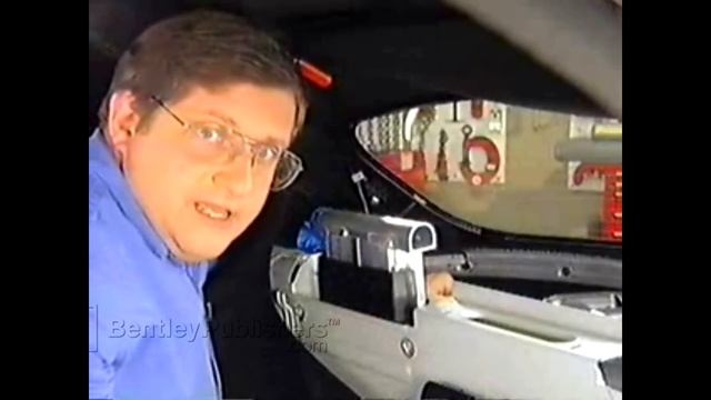 VW New Beetle Convertible 2003-2010 - Convertible top outer shell remove, install - DIY Repair смотреть онлайн