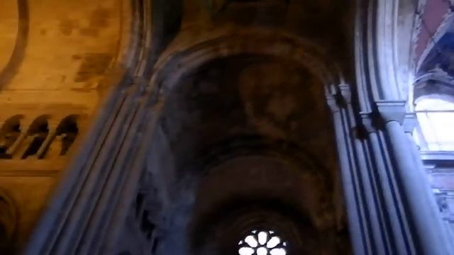 Exploring LISBON: The magnificent Cathedral of St Mary (Santa Maria Maior) смотреть онлайн