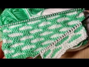 Простые узоры. Двухцветный узор спицами.