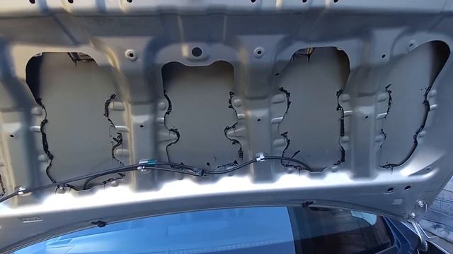 RAV 4 40 (РАВ 4 40) капот дребезжит, вибрирует