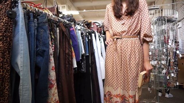 КАК СТИЛЬНО ОДЕТЬСЯ В СЕКОНД-ХЕНДЕ ЛЕТОМ? смотреть онлайн