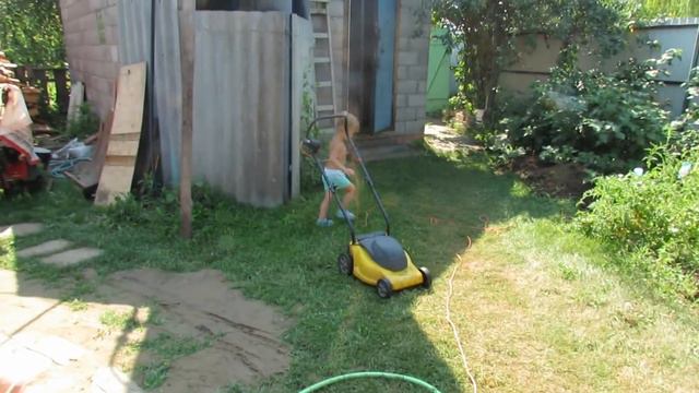 Установили бассейн, КАЙФУЕМ! смотреть онлайн