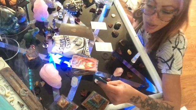 Immediate tarot oracle reading found you, attention eyes and ears 11:11 смотреть онлайн