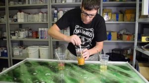 УДИВИТЕЛЬНЫЕ ИДЕИ | Эпоксидный ремонт стола из эпоксидной смолы