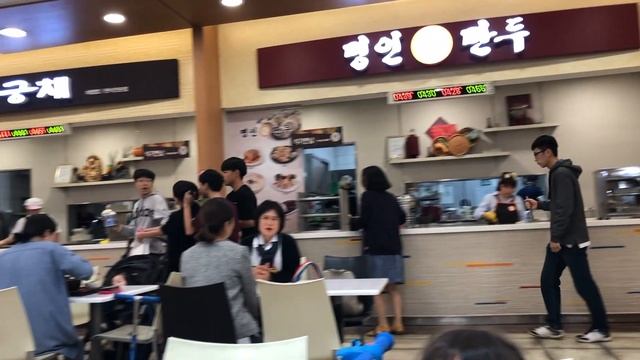 Фейерверк Lotte World Tower Сеул. День детей в Южной Корее смотреть онлайн