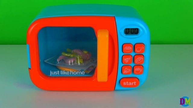 Learn Colors with DM Kinder Collection and Microwave Surprise Toys смотреть онлайн