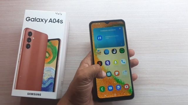 Samsung Galaxy A04s Unboxing and Review? Display || Camera and Features !! #galaxy A04s. смотреть онлайн