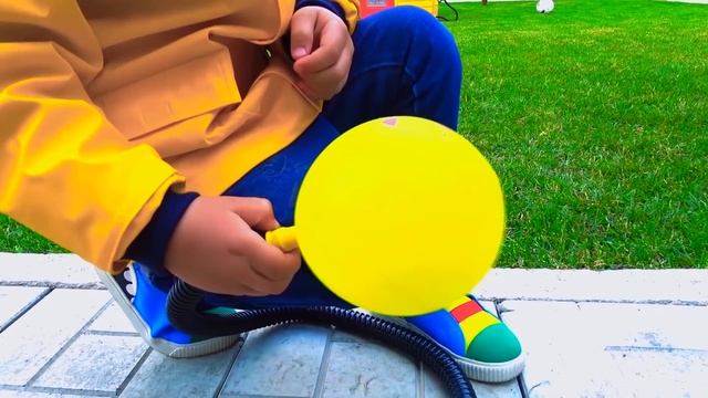 Сеня Летает на Воздушном Шаре! смотреть онлайн