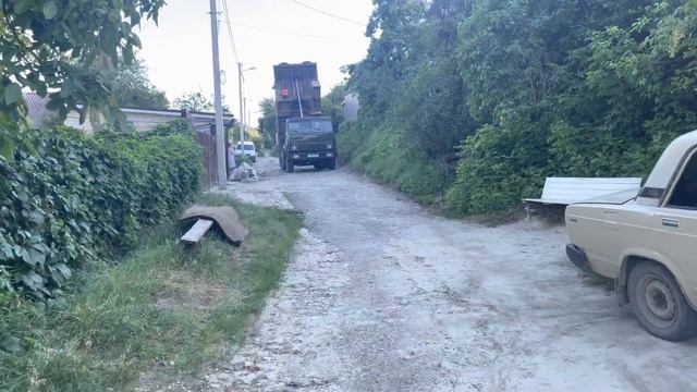 ОБЗОР КАМАЗА 55111(папин). ЗАМЕНА ВОЗДУШНОЙ ТРУБКИ КАМАЗ 55111. Юный Камазист смотреть онлайн