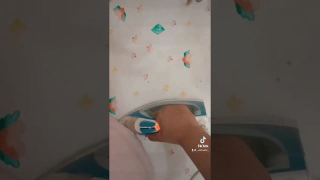 Как гладить простынь на резинке? смотреть онлайн