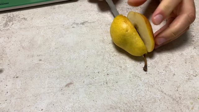 ОСЕННИЙ ВЛОГ ПРОБУЕМ ПЕРВЫЕ ПЛОДЫ ГРУША ЧИЖОВСКАЯ 2022 смотреть онлайн