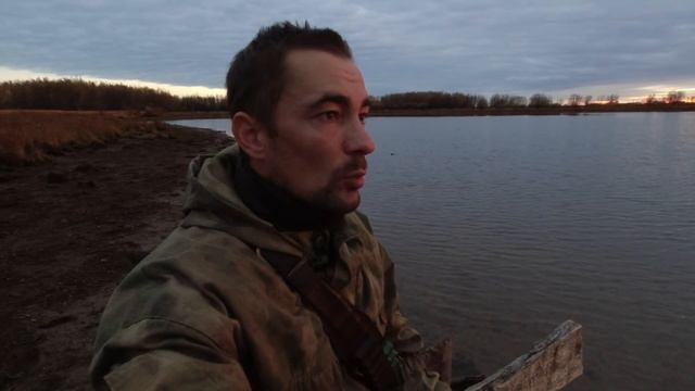 СЛУЧАЙ НА ОХОТЕ! ТАКОЕ УВИДИШЬ НЕ КАЖДЫЙ ДЕНЬ! ОХОТА НА ВОДОПЛАВАЮЩУЮ ДИЧЬ 2021. УТИННЫЕ ИСТОРИИ. смотреть онлайн