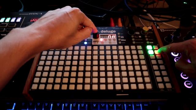 Audio Line In Monitoring (3.0) // Synthstrom Deluge Tutorial смотреть онлайн