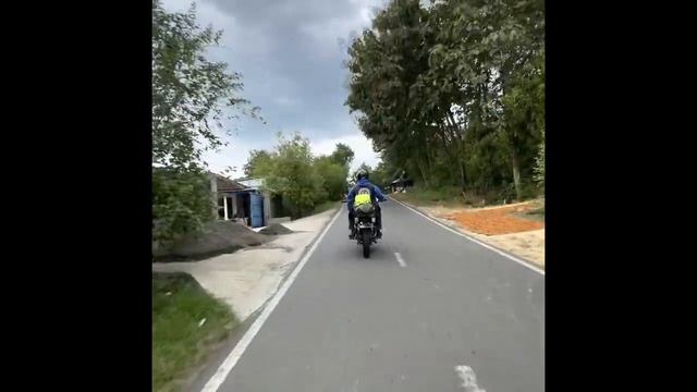 Royal Riders Indonesia Sub Chapter Bekasi Part 2 East Java 18 - 21 Mei 2023,Day 1 Solo - Pacitan смотреть онлайн