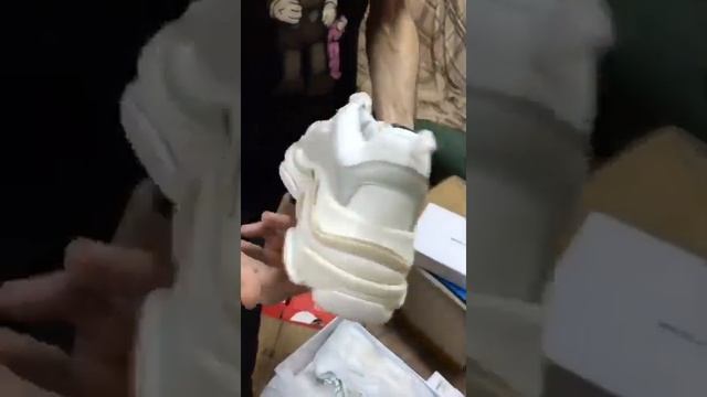 КРОССОВКИ ОПТОМ! смотреть онлайн