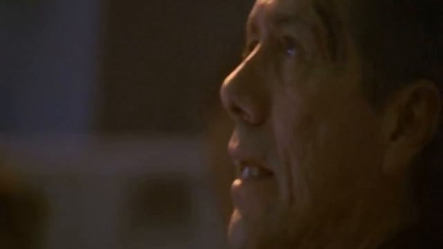 Battlestar Galactica - Starbuck Saves Apollo смотреть онлайн