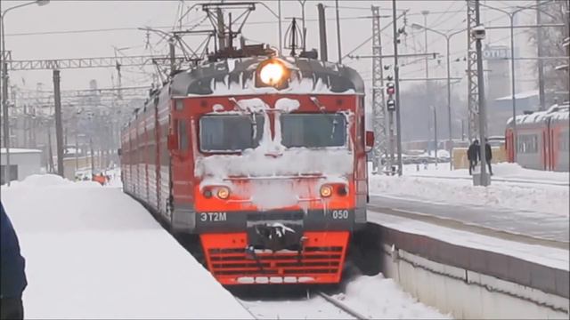 Электропоезд ЭТ2М-050, СПб / EMU ET2M-050 смотреть онлайн