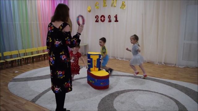 "Бизипуф-волшебный башмачок" / МБДОУ детский № 52, г.Амурск смотреть онлайн