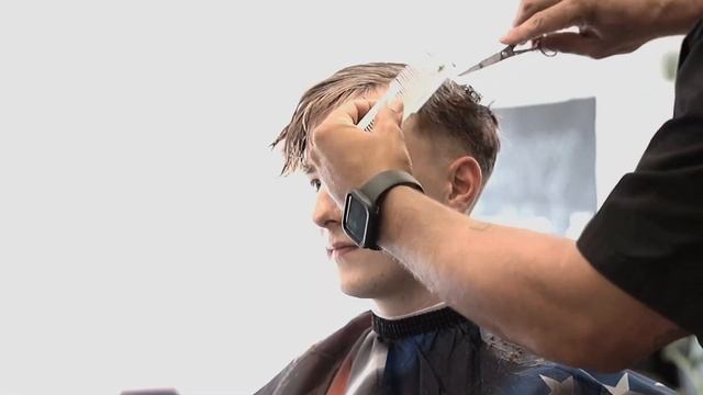pompadour fade haircut with fam Style Shop barbershop смотреть онлайн