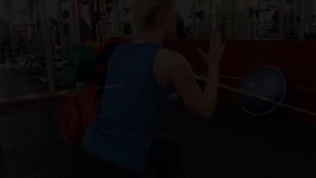 Слабая Ольга - тренер тренажерного зала смотреть онлайн