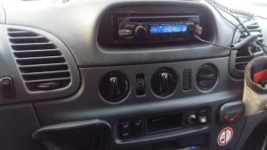 Мерседес Спринтер  из печки  дует   только  горячий воздух.