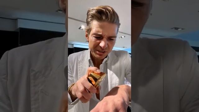 Paco Rabanne | One Million Vs Elixir смотреть онлайн