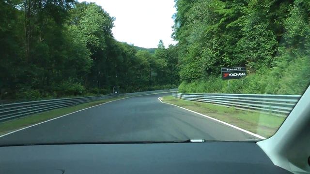 Nurburgring Nordschleife lap in a minivan смотреть онлайн